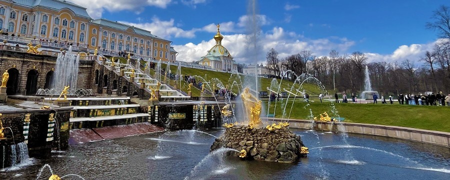 Весенний праздник фонтанов в Петергофе 2024: программа 18 мая